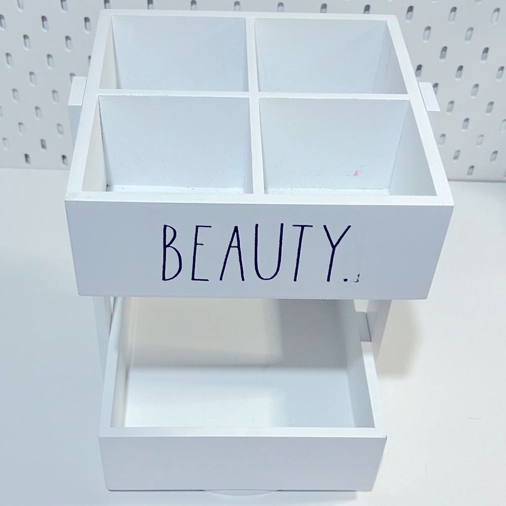 Makeup or Hair Organizer